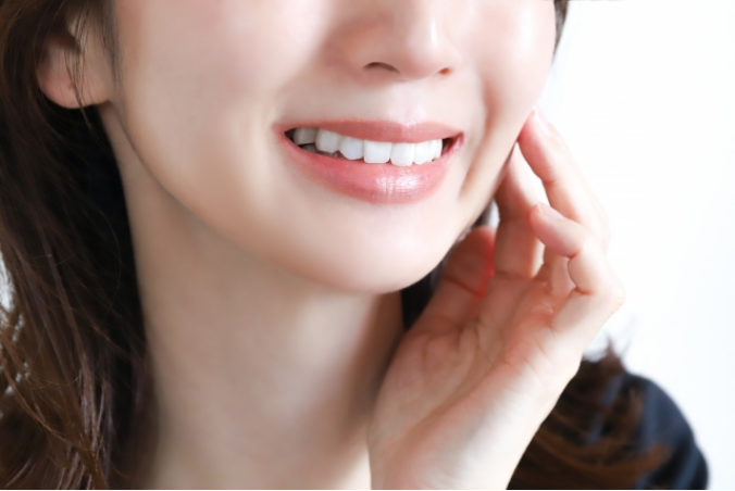 歯科医院の安全なホワイトニングで、あなたの歯を、白く、美しく